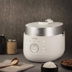 Nồi Cơm Điện Cuckoo CRP-LHTR0610FW 1,08L Hàn Quốc - Dành Cho Gia Đình 2-4 Người, Bảo Hành 2 Năm